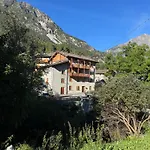 Bormio Alpine アパート ヴァルディデントロ